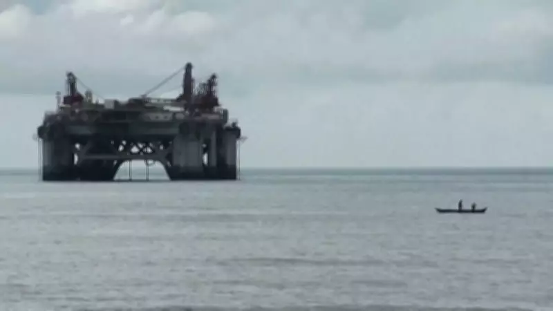 Petróleo sobe novamente após queda, com críticas à comunicação da Petrobras