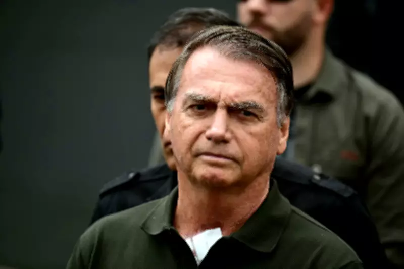 PGR é favorável a cirurgia no ombro de Bolsonaro; decisão cabe a Moraes