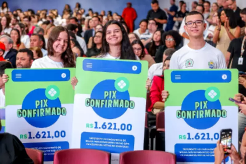 Piauí expande ensino superior com 11 mil vagas e premia alunos destaques do Enem