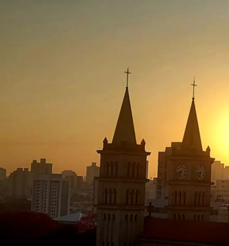 Piracicaba em alerta: onda de calor e baixa umidade marcam feriado de Tiradentes