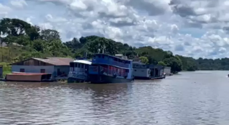 Piratas invadem barco e fazem tripulação refém no interior do Amazonas