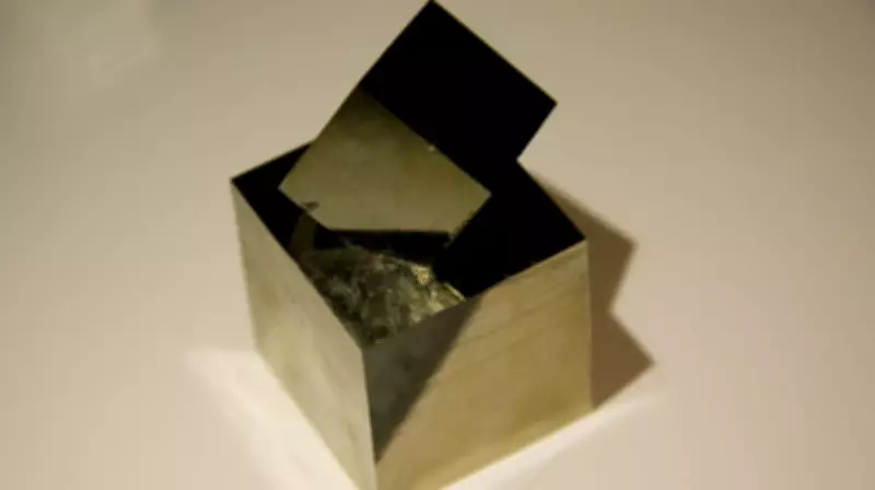 Pirita: O 'Ouro de Tolo' que Enganou Garimpeiros e Revela Segredos da Terra