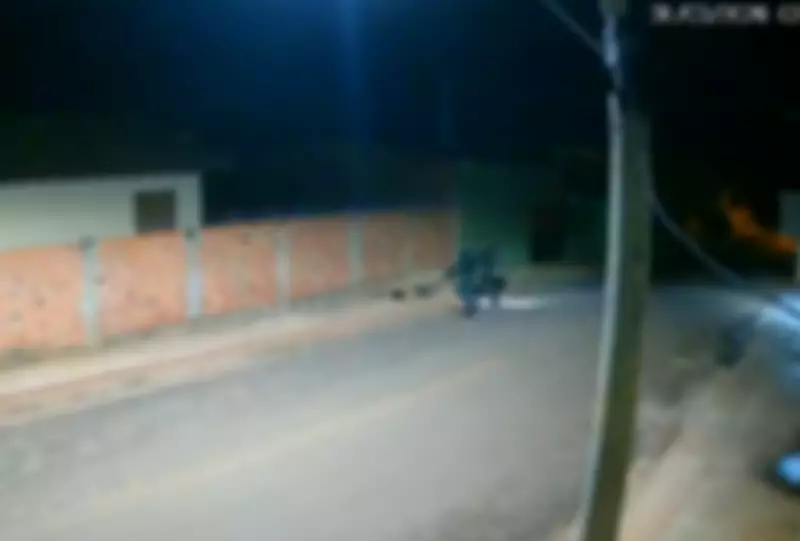PMs presos após vídeo mostrar jovem baleado pelas costas em abordagem em MS