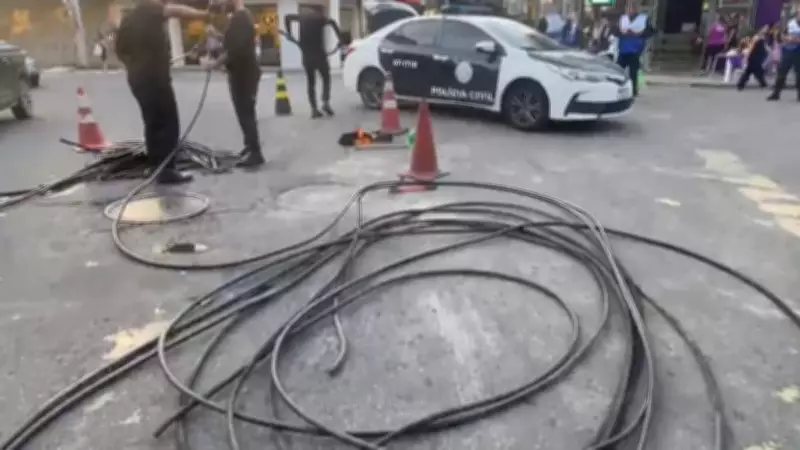 Polícia apreende 1 tonelada de cabos de cobre e prende 8 em Magé