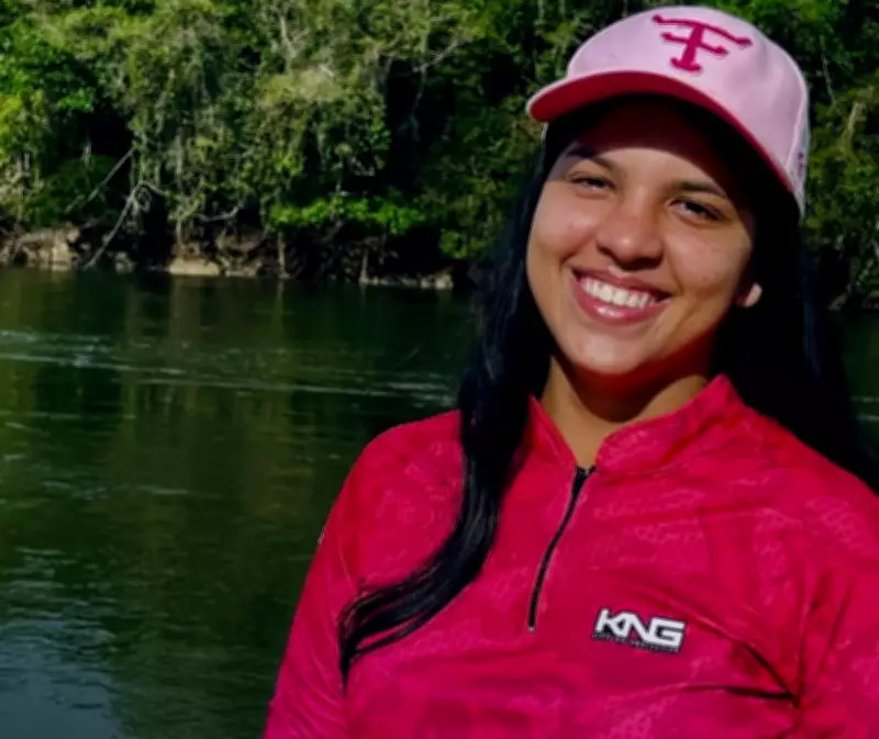 Polícia investiga feminicídio em MT: suspeito de 75 anos e cúmplice presos após morte de jovem de 20 anos