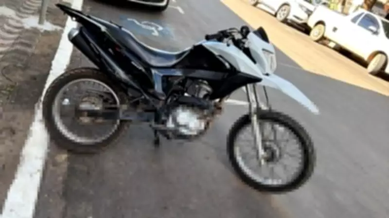 Polícia prende dois homens por comercializar moto roubada entre SP e MG