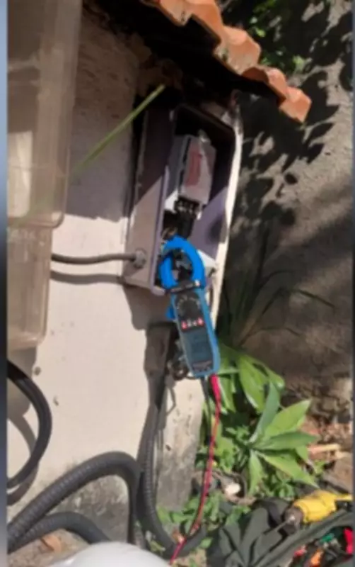 Pousada spa é flagrada com ligação irregular de energia em Itaipava