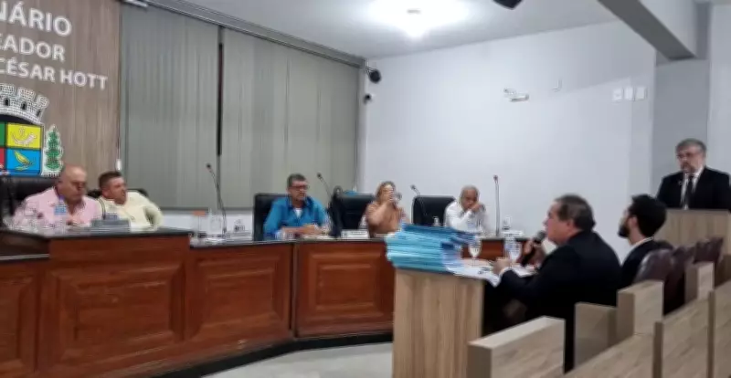 Prefeita de Reduto tem mandato cassado pela Câmara Municipal após julgamento político-administrativo