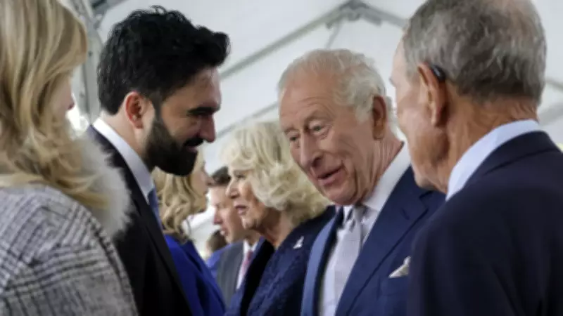 Prefeito de NY encoraja Rei Charles III a devolver diamante Koh-i-Noor à Índia