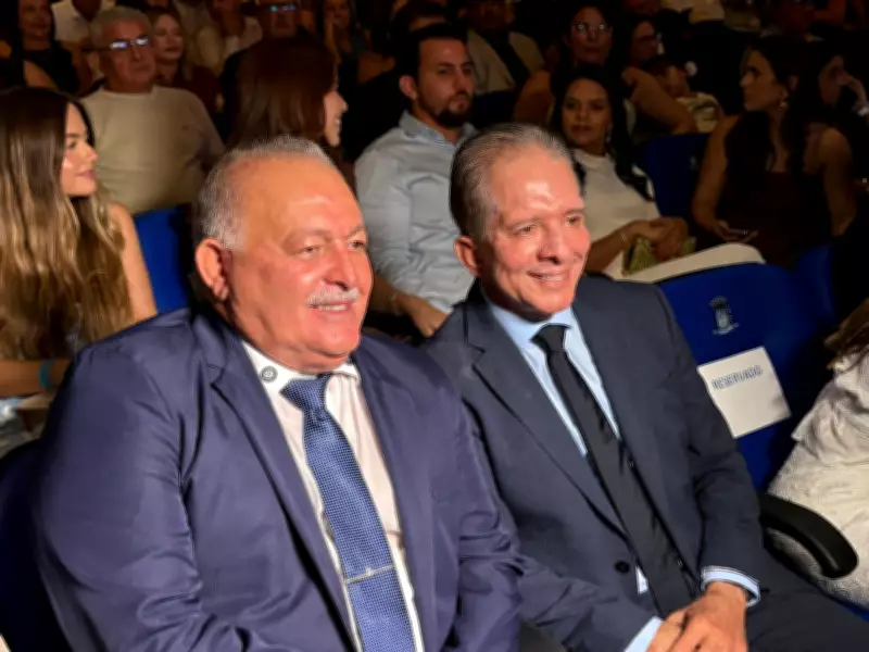 Prefeito de Patos renuncia para disputar Senado em 2026; vice assume comando