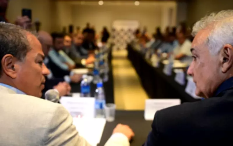 Prefeito de Rio das Ostras discute royalties de petróleo em reunião da Ompetro