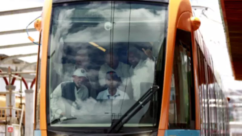 Presidente Lula visita obras do VLT em Salvador e anuncia expansão do sistema de transporte