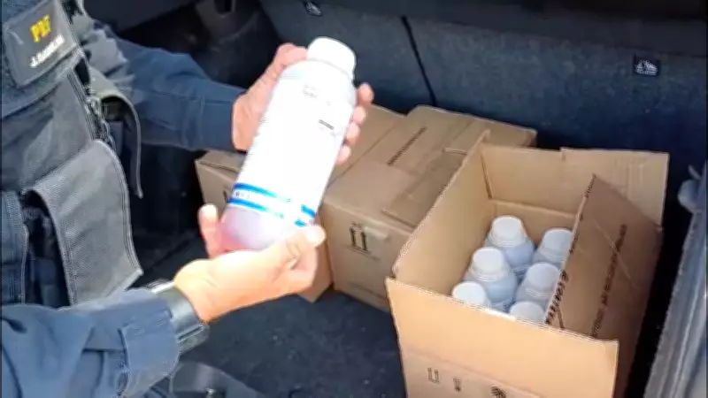PRF apreende 50 kg de agrotóxicos irregulares na Dutra em Jacareí