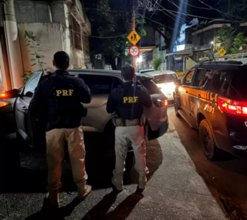 PRF e Polícia Civil prendem dupla que planejava assalto a casa de câmbio na BR-101