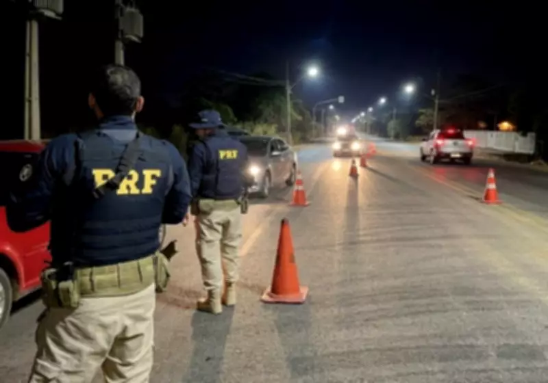 PRF prende seis 'coiotes' por travessia ilegal de 34 migrantes cubanos em Roraima