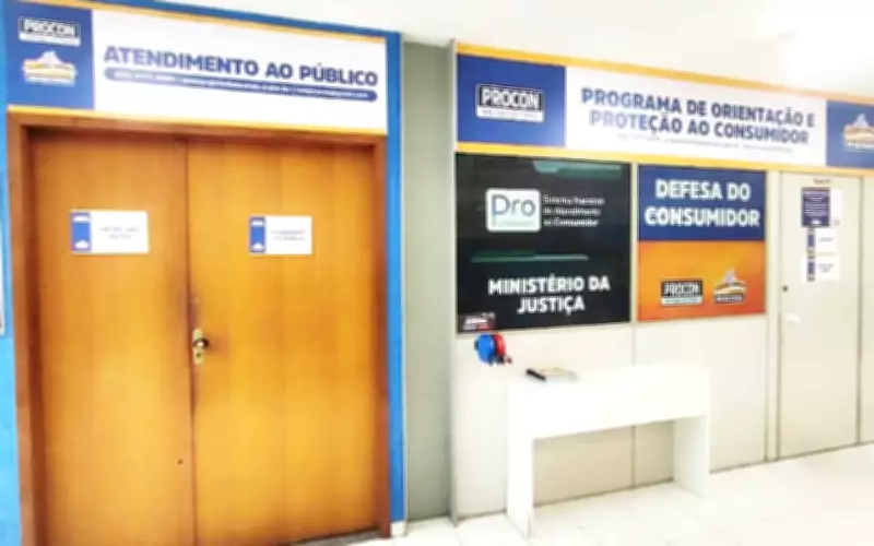 Procon Rio das Ostras alerta sobre golpes digitais e oferece canal via WhatsApp para denúncias