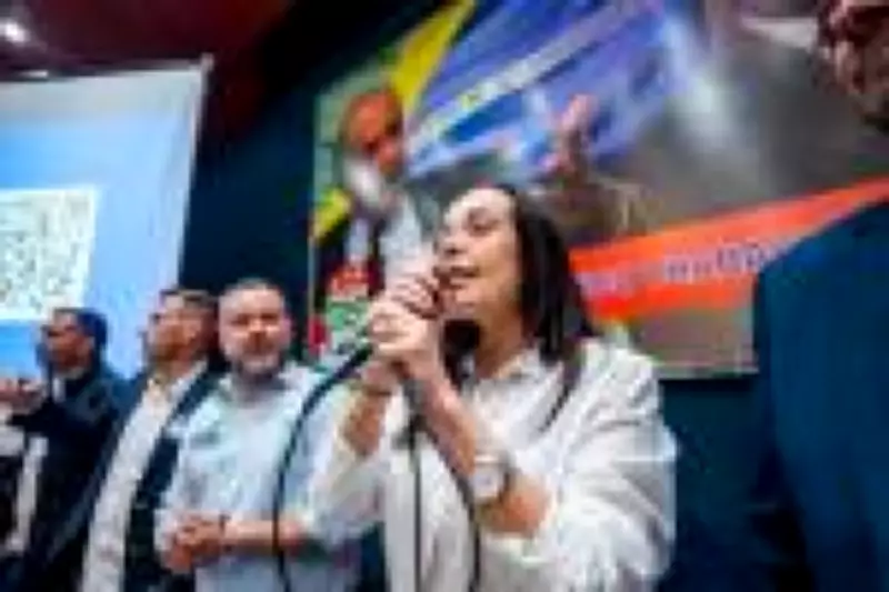 PT gaúcho recua e apoia Juliana Brizola do PDT para governo do RS em frente de esquerda