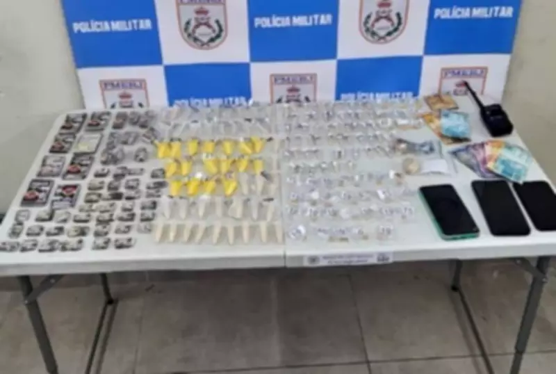 Quatro suspeitos são presos por tráfico de drogas em Volta Redonda, RJ