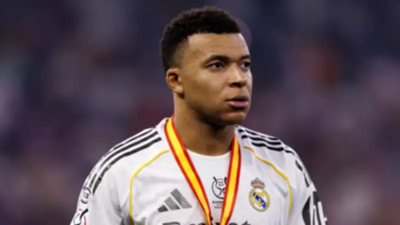 Real Madrid confirma lesão muscular de Mbappé na coxa esquerda
