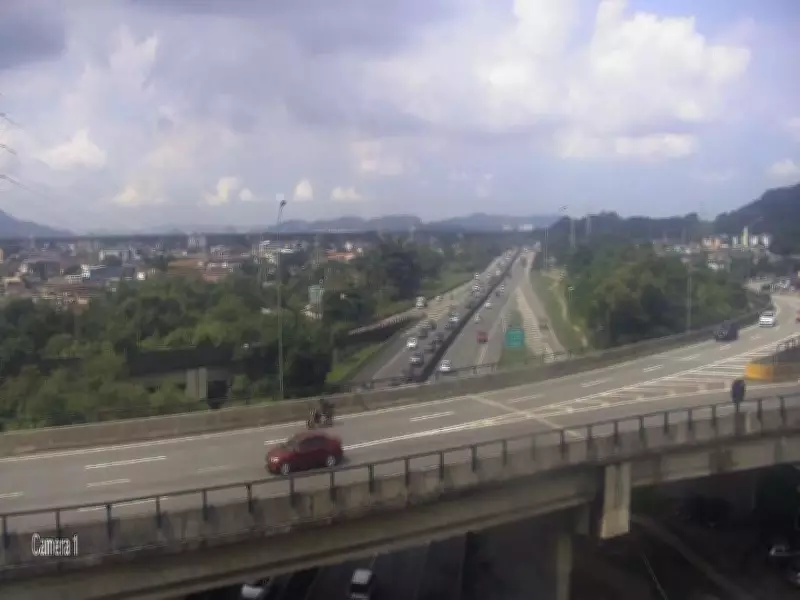 Retorno do feriadão de Páscoa causa congestionamentos em rodovias do litoral de SP