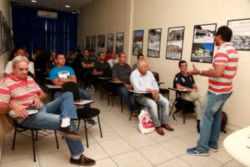 Santos oferece 35 vagas mensais em curso gratuito para formação de motorista profissional