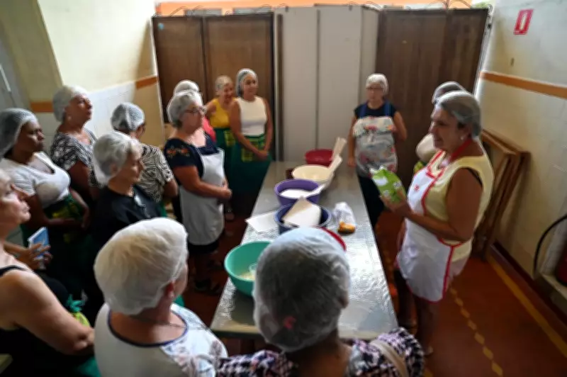 Santos oferece mais de 120 vagas em cursos gratuitos para mulheres e moradores