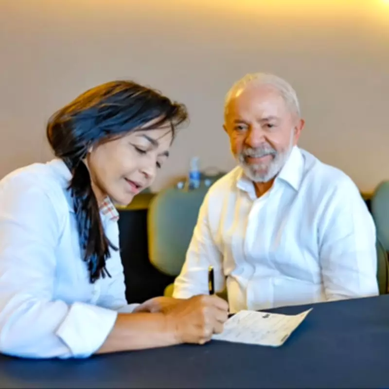 Senadora Eliziane Gama deixa PSD e se filia ao PT, fortalecendo aliança com Lula para 2026