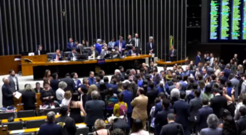 Senadores celebram derrubada do veto ao PL da Dosimetria no Congresso