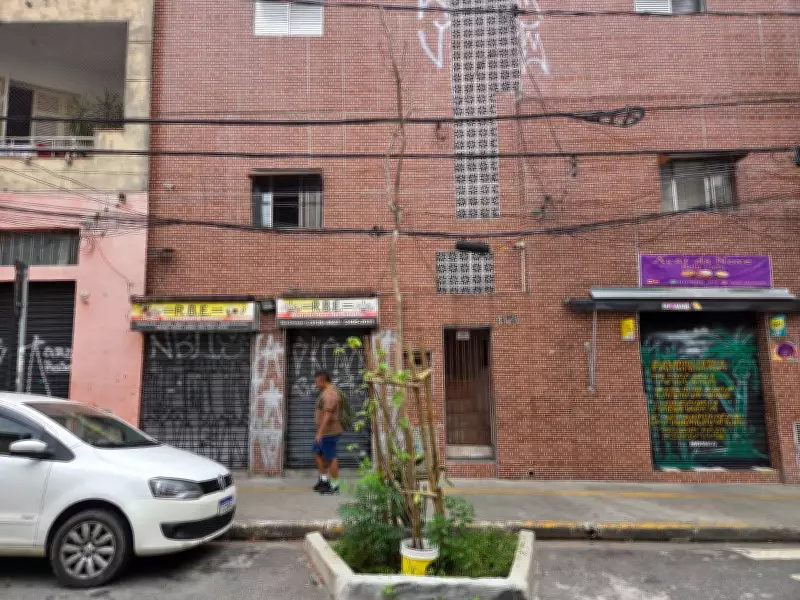 São Paulo pode substituir vagas de carro por canteiros com árvores em projeto de lei