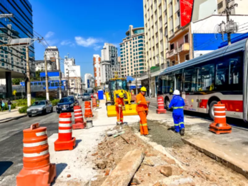 SP adia pela quarta vez entrega da reforma do corredor de ônibus da Avenida Santo Amaro
