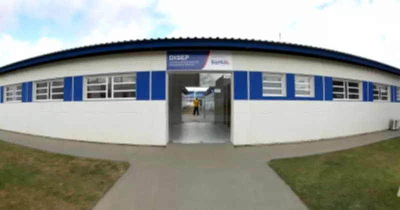 Suspeito de cinco homicídios se entrega à polícia em Serrinha, na Bahia