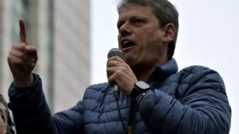 Tarcísio lidera disputa ao governo de SP com 38% contra 26% de Haddad, aponta Genial/Quaest