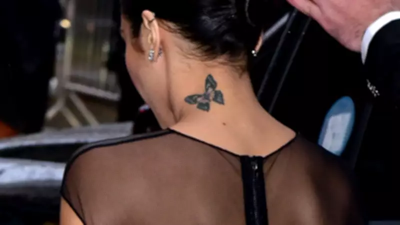 Tatuagem de borboleta vira alvo de movimento red pill e símbolo de resistência feminina