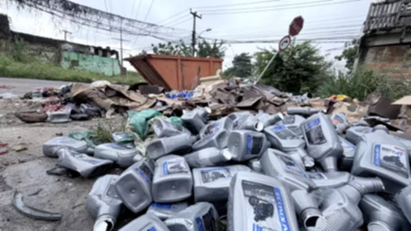 Técnica 'DNA do lixo' identifica oficina por descarte irregular de lubrificantes em Fortaleza