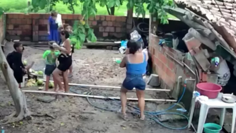 Telhado desaba sobre família em confraternização no interior do Ceará; ação rápida salva crianças