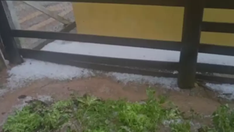 Temporal com granizo em Piedade deixa 20 desalojados e prefeitura decreta emergência