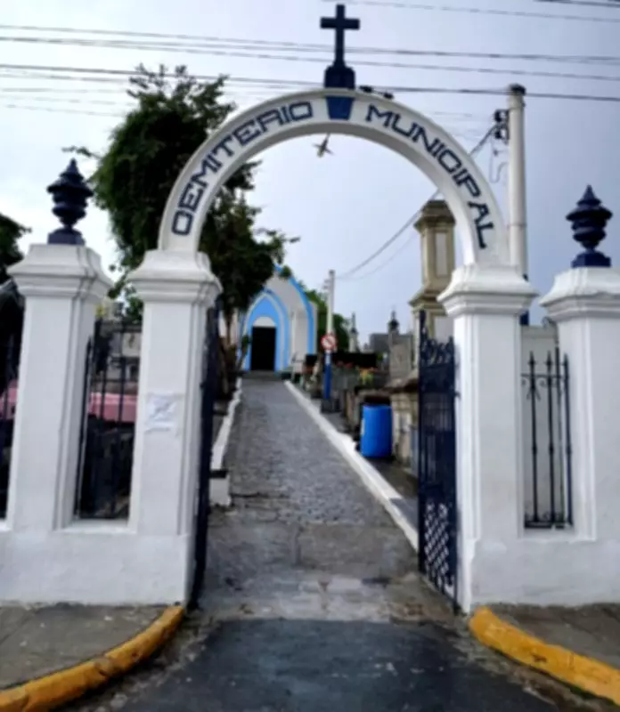 Tiroteio em cemitério de Resende durante sepultamento de jovem assassinado