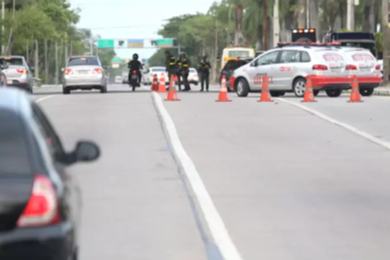 TJPE condena governo a indenizar casal por blitz com carro apreendido por erro no Detran