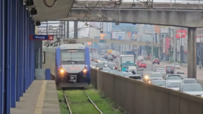 Trensurb normaliza operação na Região Metropolitana após acidente com caminhão