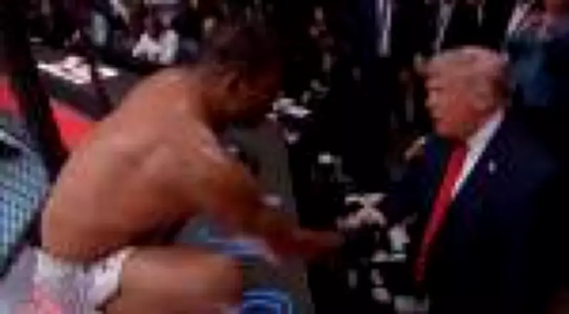 Trump elogia lutador brasileiro após vitória no UFC: 'Bonito demais para lutador'