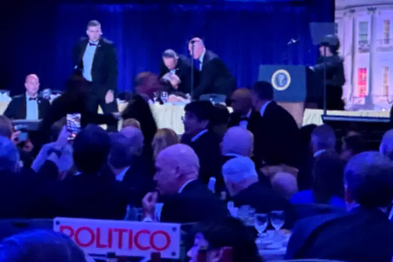 Trump é retirado de jantar após tiroteio em Washington; atirador detido