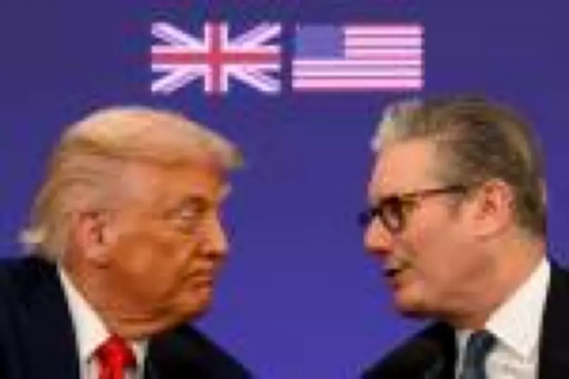 Trump zomba de premiê britânico em vídeo viral e acirra rusga sobre guerra no Irã