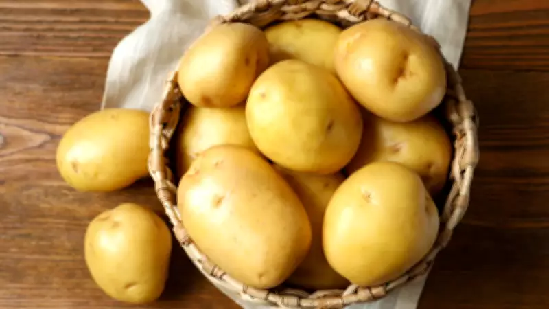 Truque da maçã conserva batatas por mais tempo; veja dicas