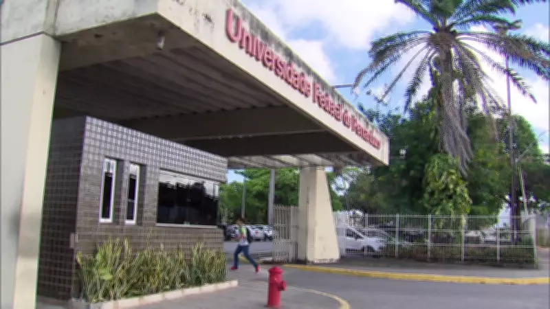 UFPE abre processo seletivo com 31 vagas para professor substituto