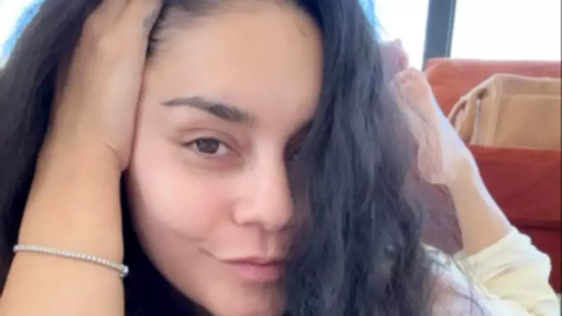 Vanessa Hudgens compartilha queda de cabelo pós-parto e realidade do puerpério