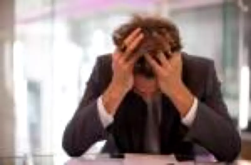 Vícios de linguagem: como pleonasmos sabotam sua comunicação profissional