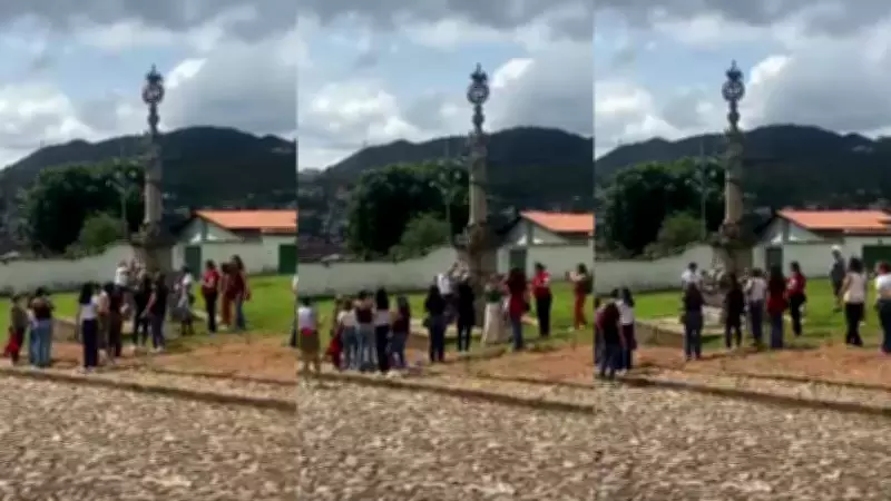 Vídeo: turistas imitam tortura em pelourinho histórico de Mariana