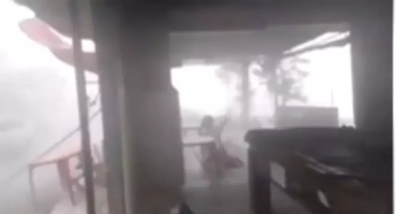 Ventos Fortes de Até 70 km/h Assustam Moradores Durante Temporal em Barra Mansa