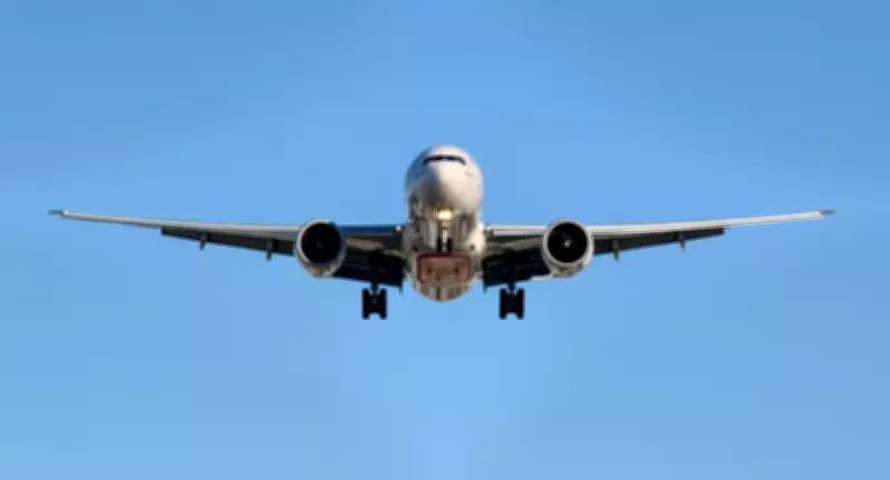 Voos internacionais retomam no aeroporto de Teerã após semanas de guerra