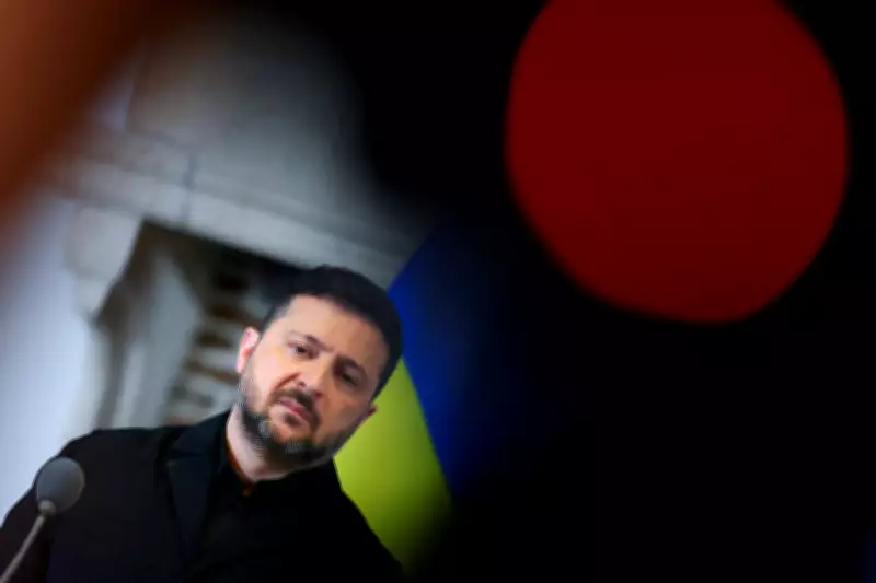 Zelensky alerta: cada dólar do petróleo russo financia guerra contra Ucrânia